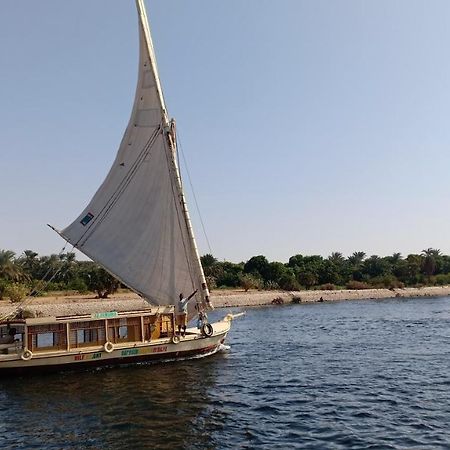 Jj Jamaica Felucca Hotel อัสวาน ภายนอก รูปภาพ