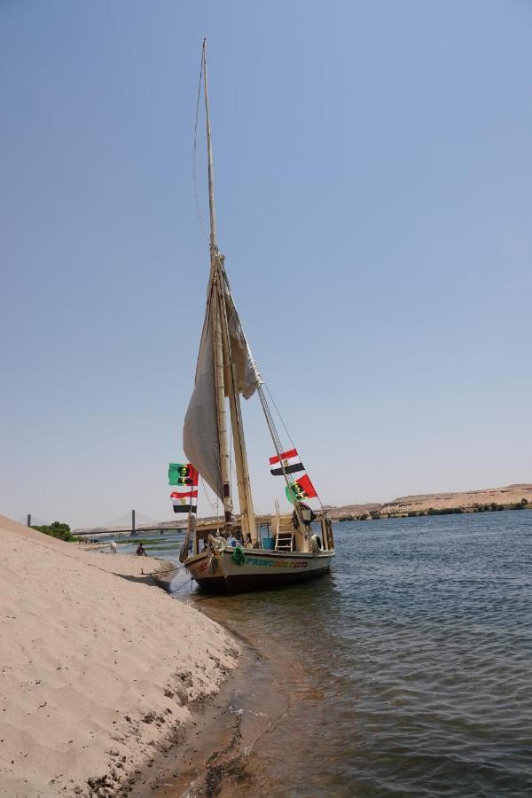 Jj Jamaica Felucca Hotel อัสวาน ภายนอก รูปภาพ